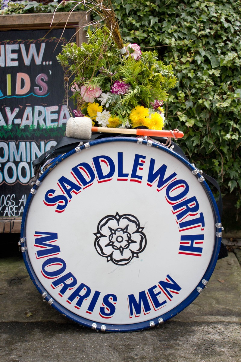 saddleworth-morris-men